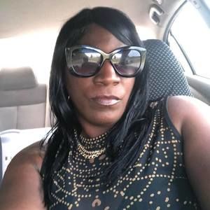 Meet your Posher, Marchelle